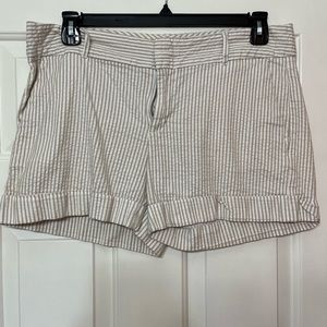 Tan and white seersucker Tommy Hilfiger Shorts Size 14